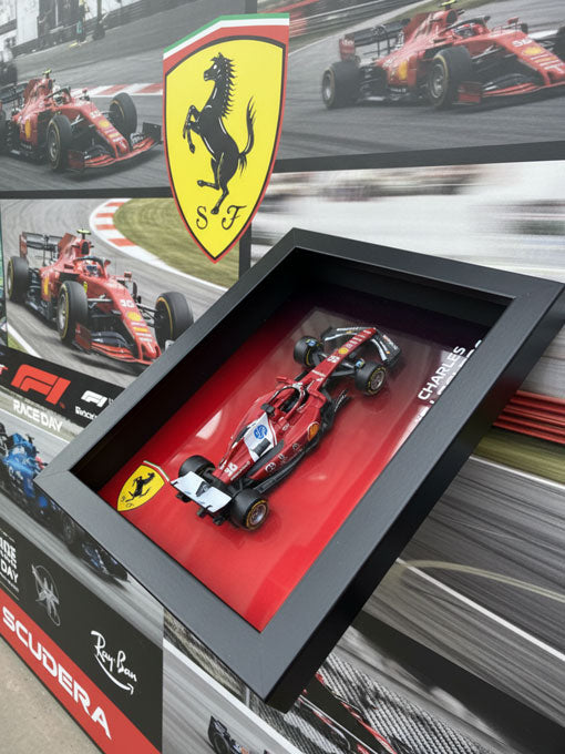 Wandbild Ferrari F1 SF-25 1:43 #16 Leclerc – 13x18cm